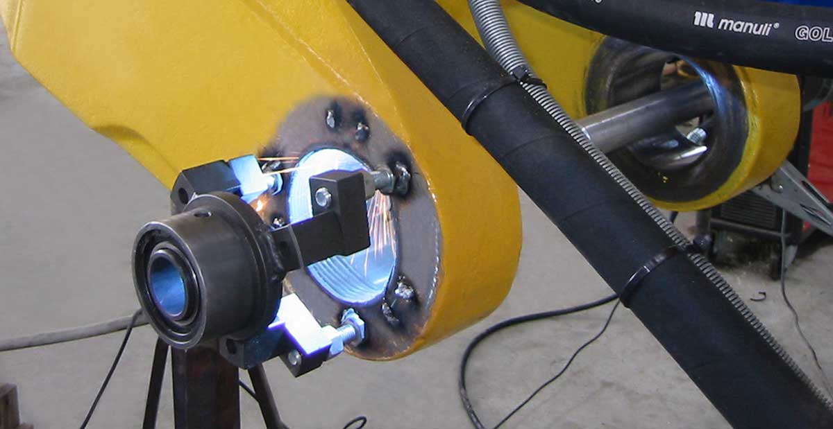 НАПЛАВКА И РАСТОЧКА ВОССТАНОВЛЕНИЕ ГЕОМЕТРИИ ОТВЕРСТИЙ